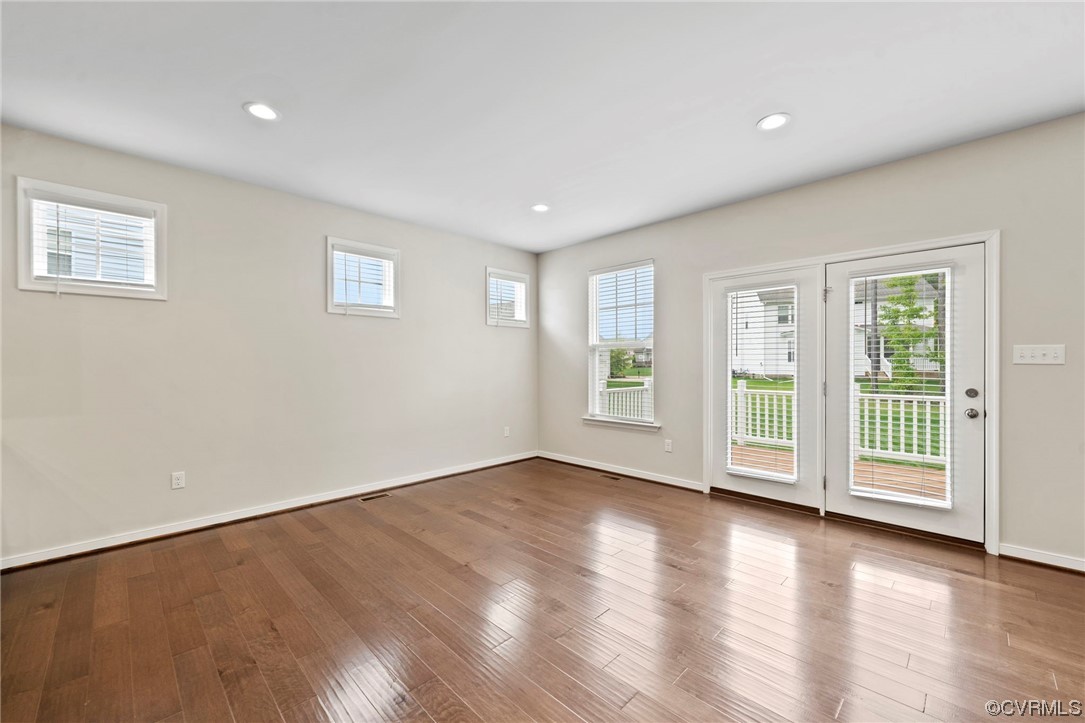 11919 James Overlook Ct