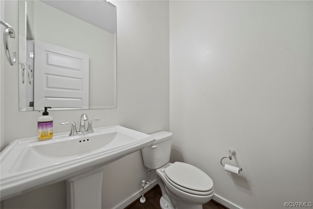 11919 James Overlook Ct