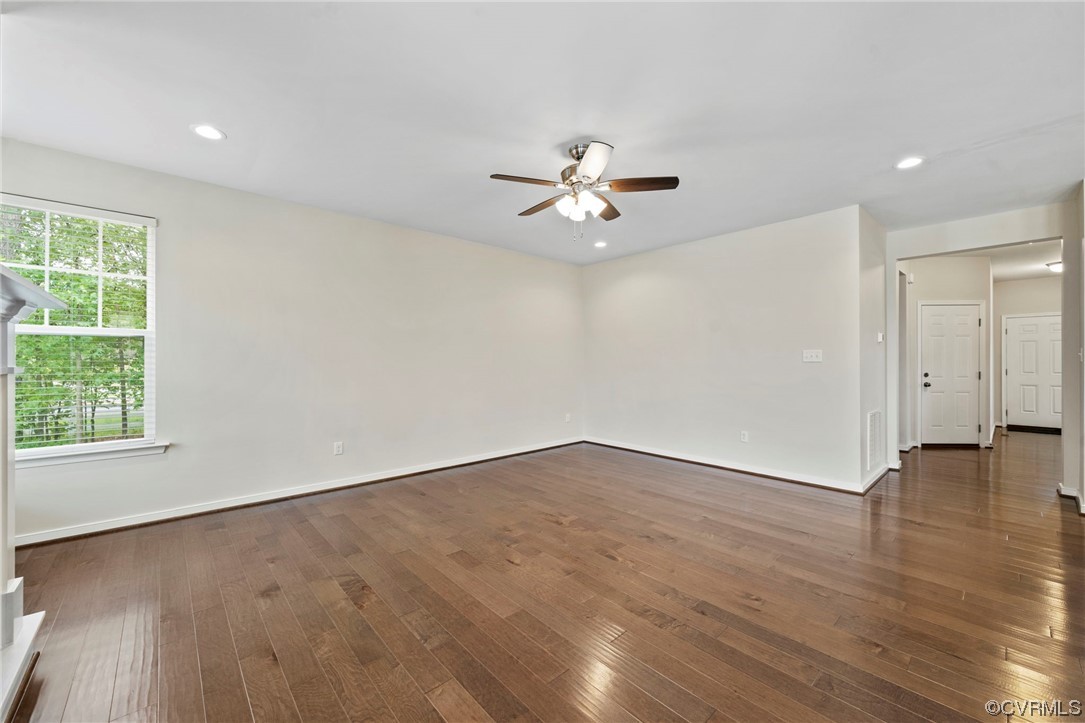 11919 James Overlook Ct