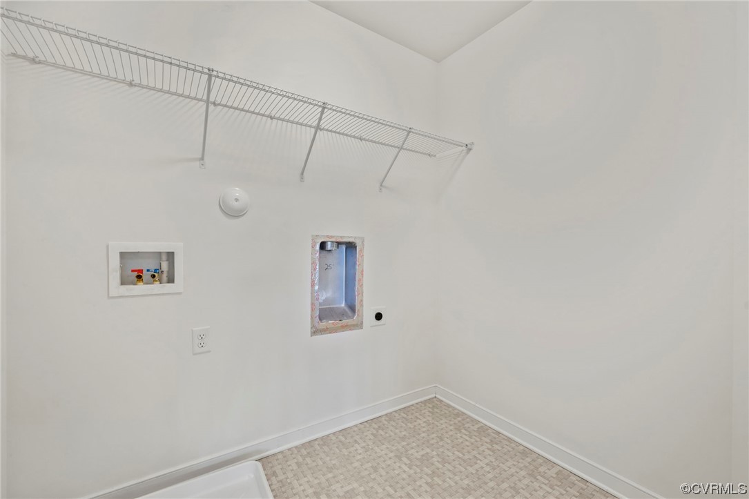 11919 James Overlook Ct