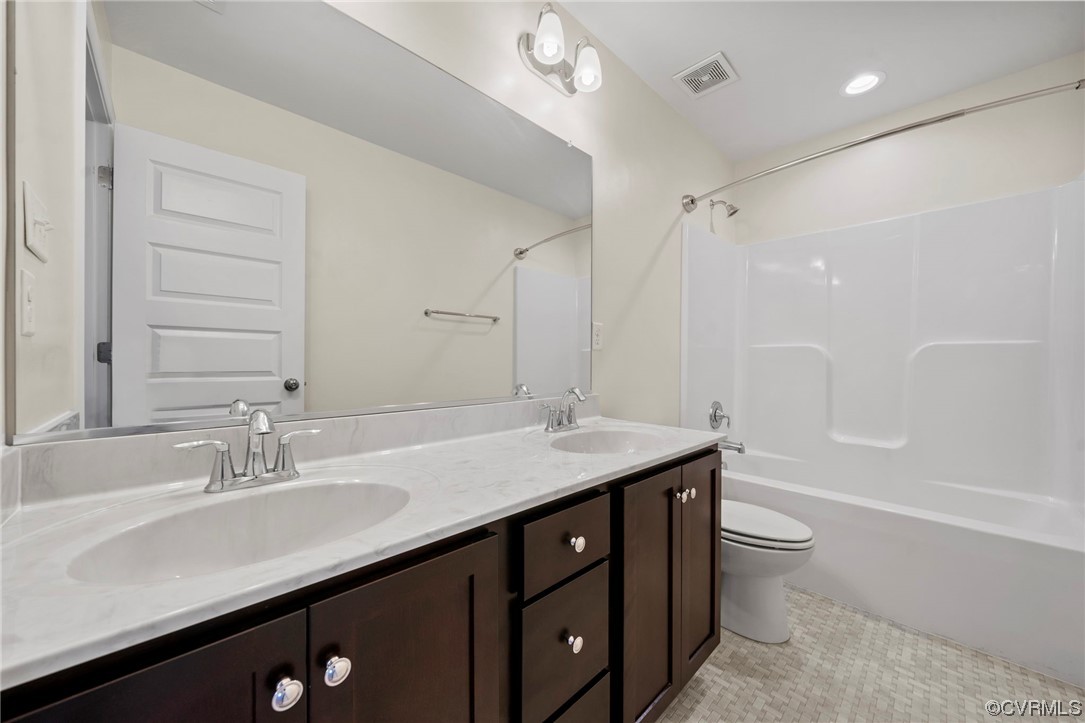 11919 James Overlook Ct