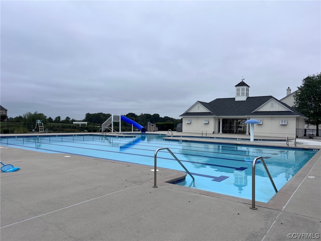 11919 James Overlook Ct