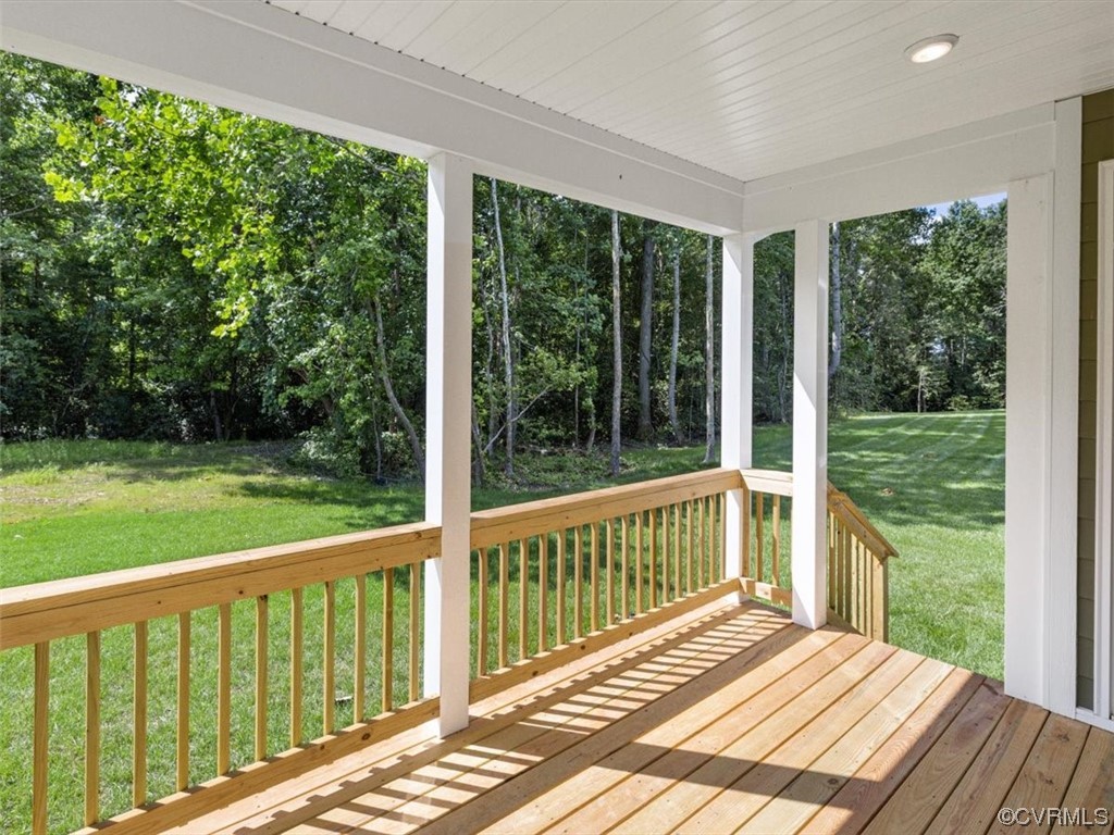 8429 Chimney Rock Dr