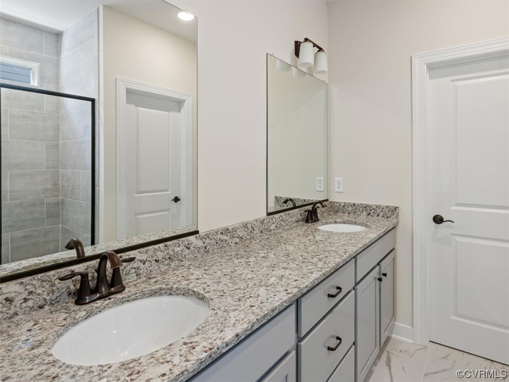 8429 Chimney Rock Dr