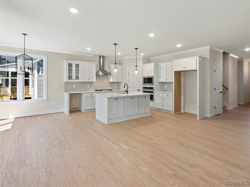 8429 Chimney Rock Dr