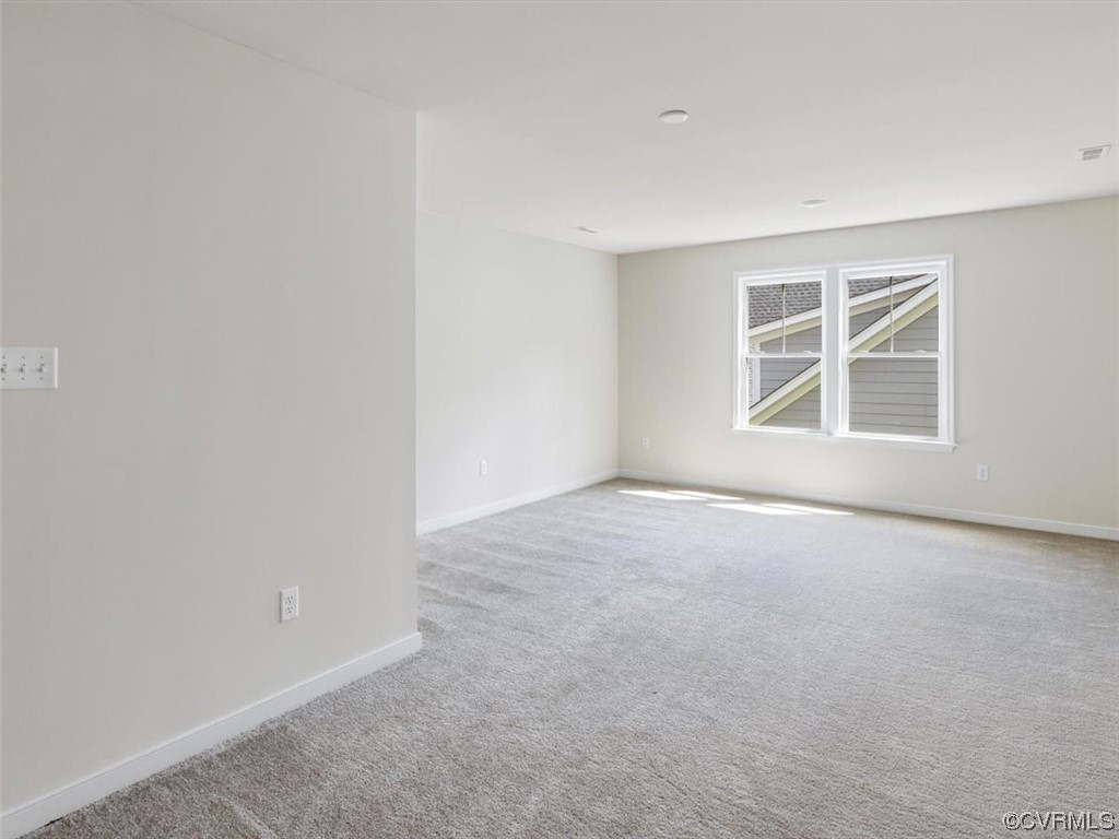 8429 Chimney Rock Dr