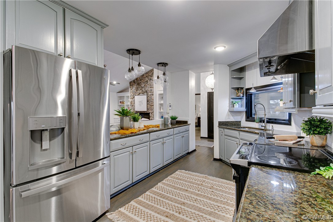 5623 Promontory Pointe Rd