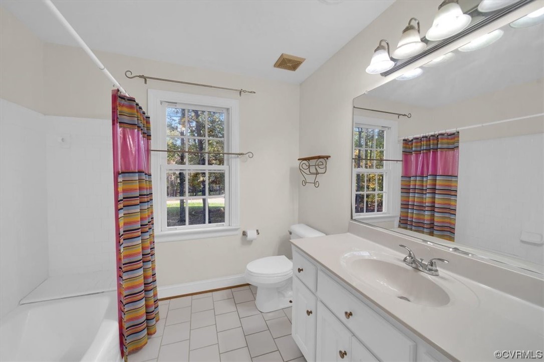 13312 Shore Lake Turn