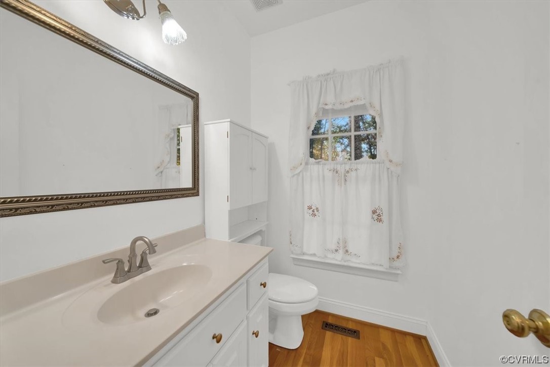 13312 Shore Lake Turn