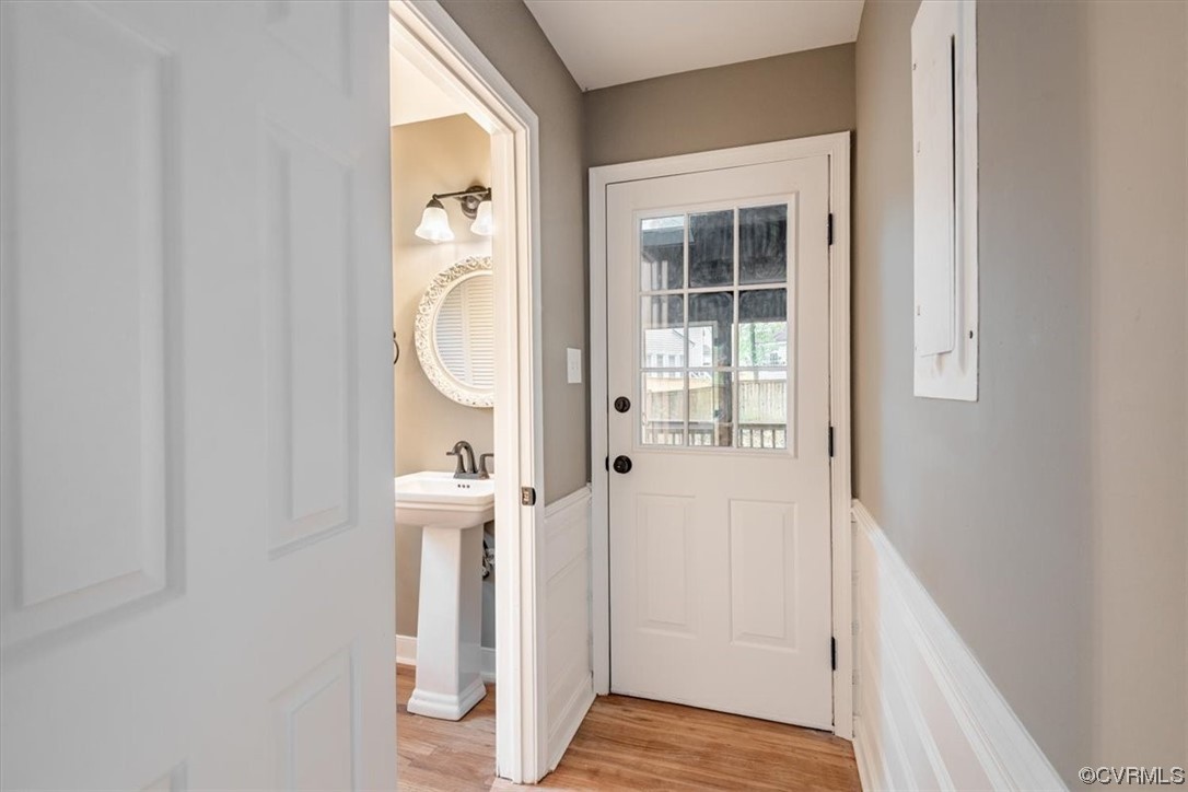 12030 Mountain Laurel Dr