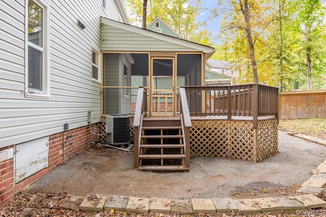 12030 Mountain Laurel Dr