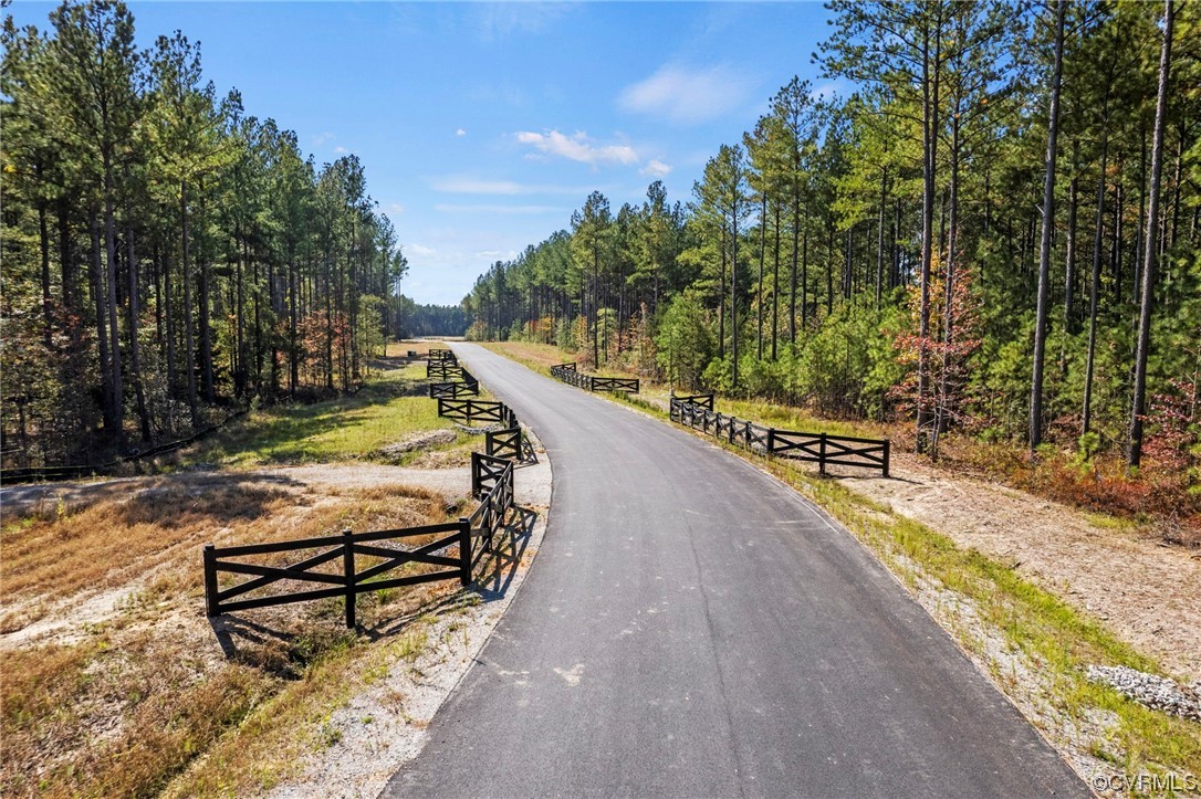 1165 Cardinal Crest Ter