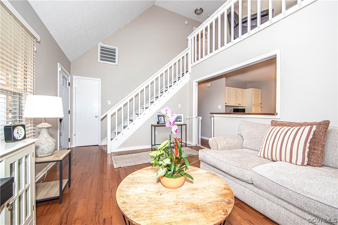 13325 Master Stag Dr