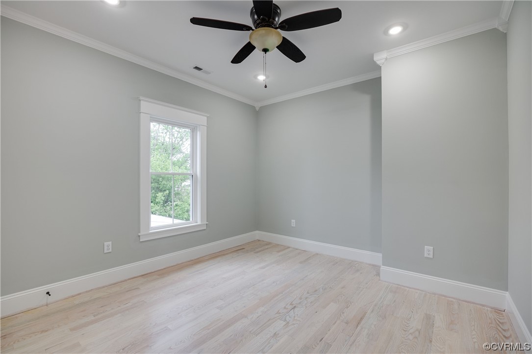 3110 1/3 Garland Ave