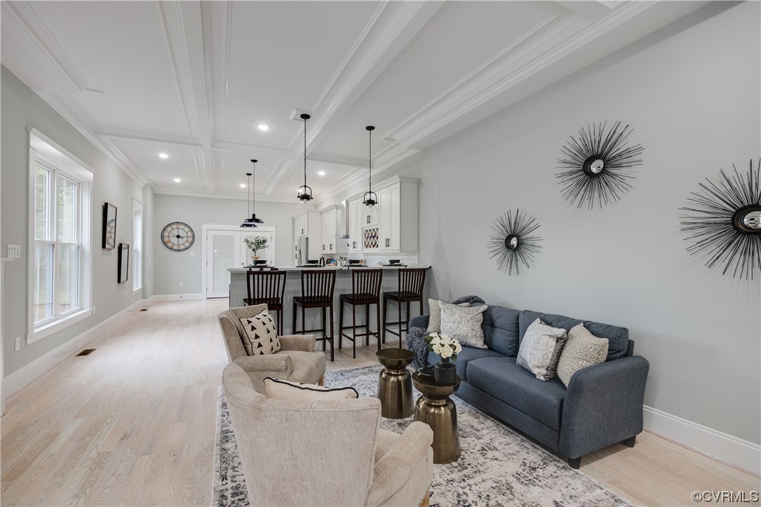 3110 1/3 Garland Ave