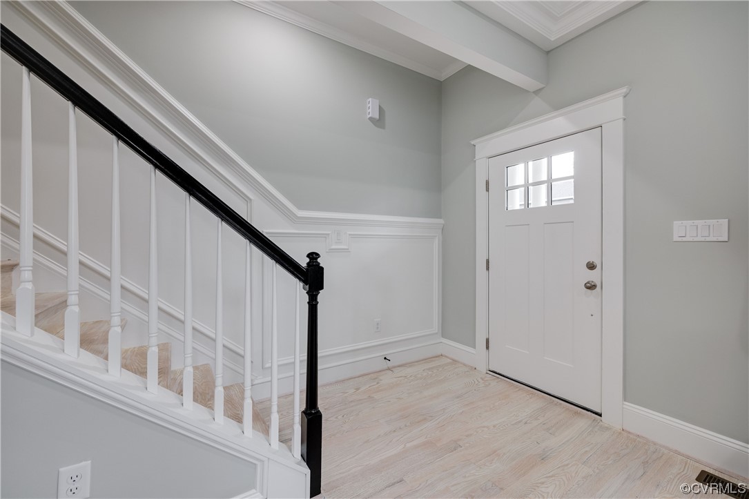 3110 1/3 Garland Ave