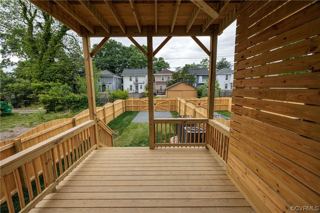 3110 1/3 Garland Ave