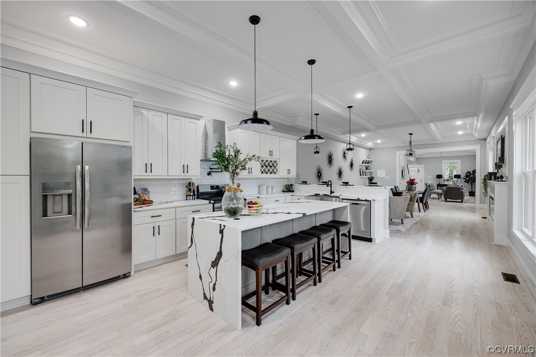 3110 1/3 Garland Ave