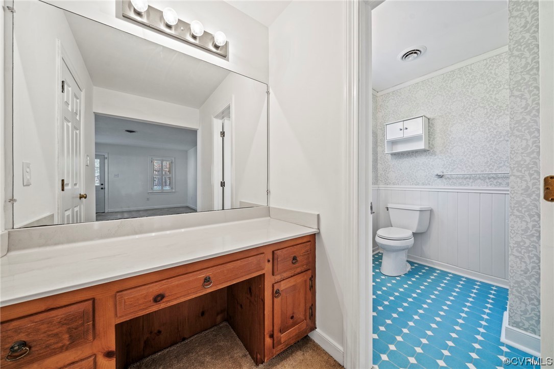 12207 Poplar Forest Dr