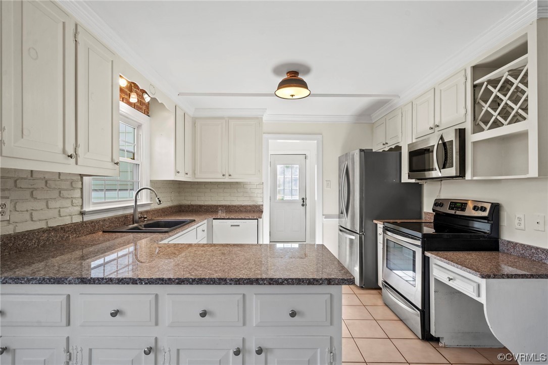 12207 Poplar Forest Dr