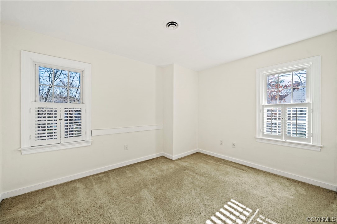 12207 Poplar Forest Dr