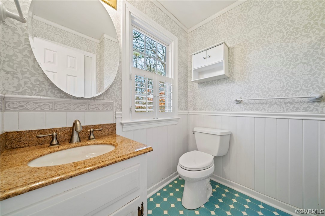 12207 Poplar Forest Dr