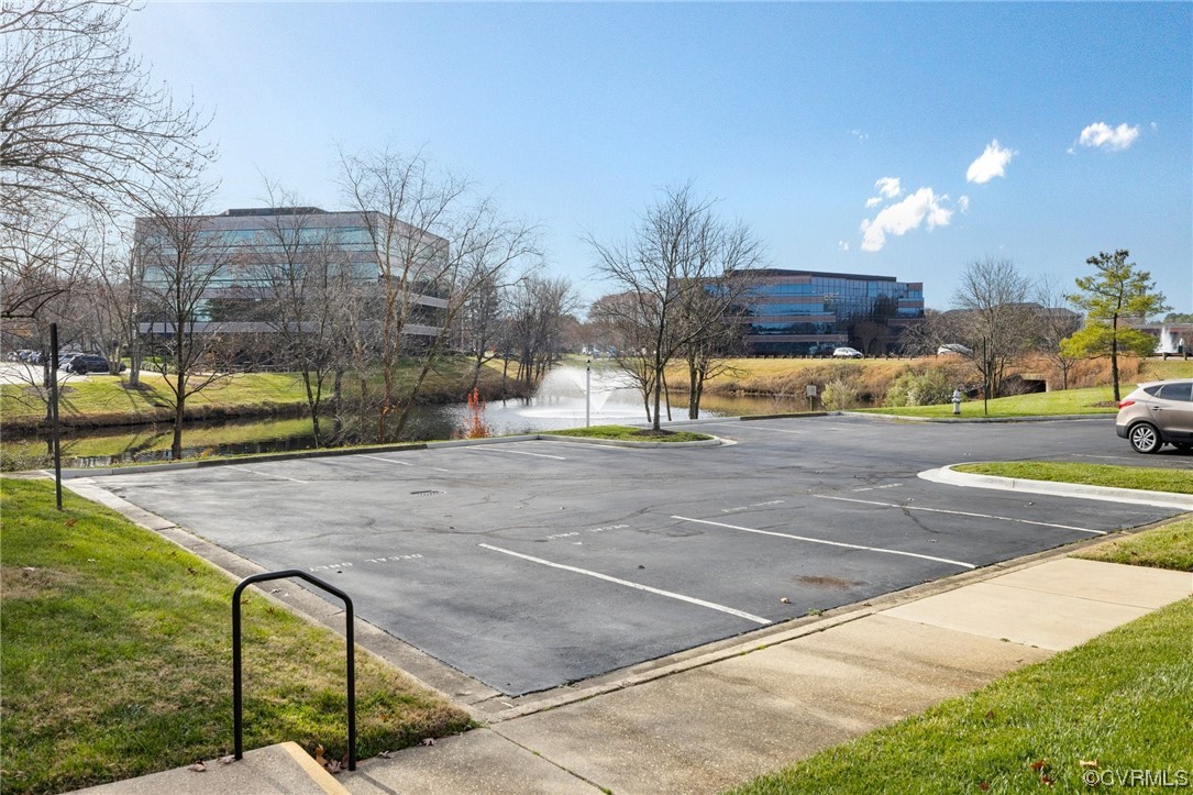 4611 Four Seasons Ter Unit#C