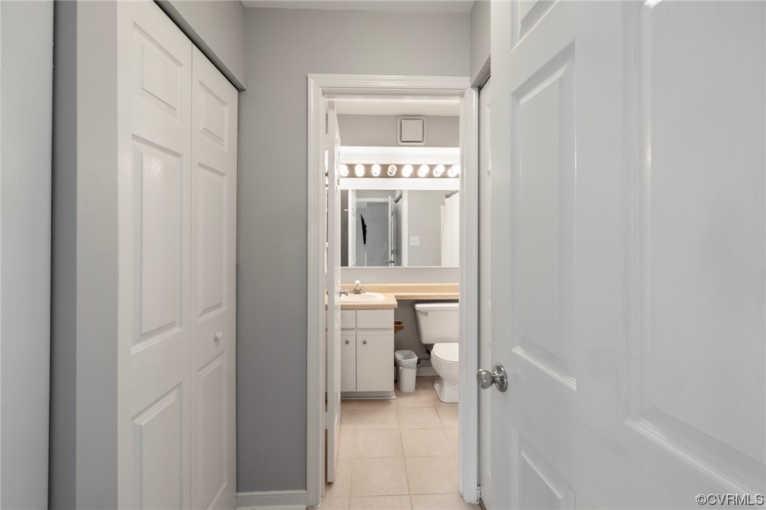 4611 Four Seasons Ter Unit#C