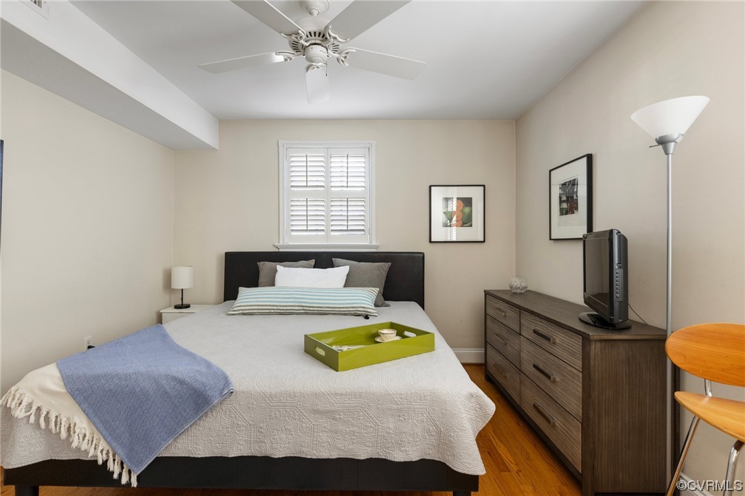 33 W Locke Ln Unit#U3