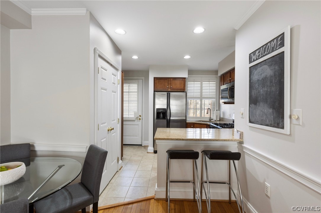 33 W Locke Ln Unit#U3