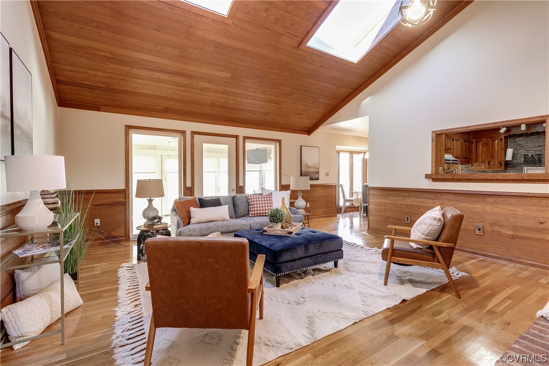 8100 Gold Acres Farm Rd