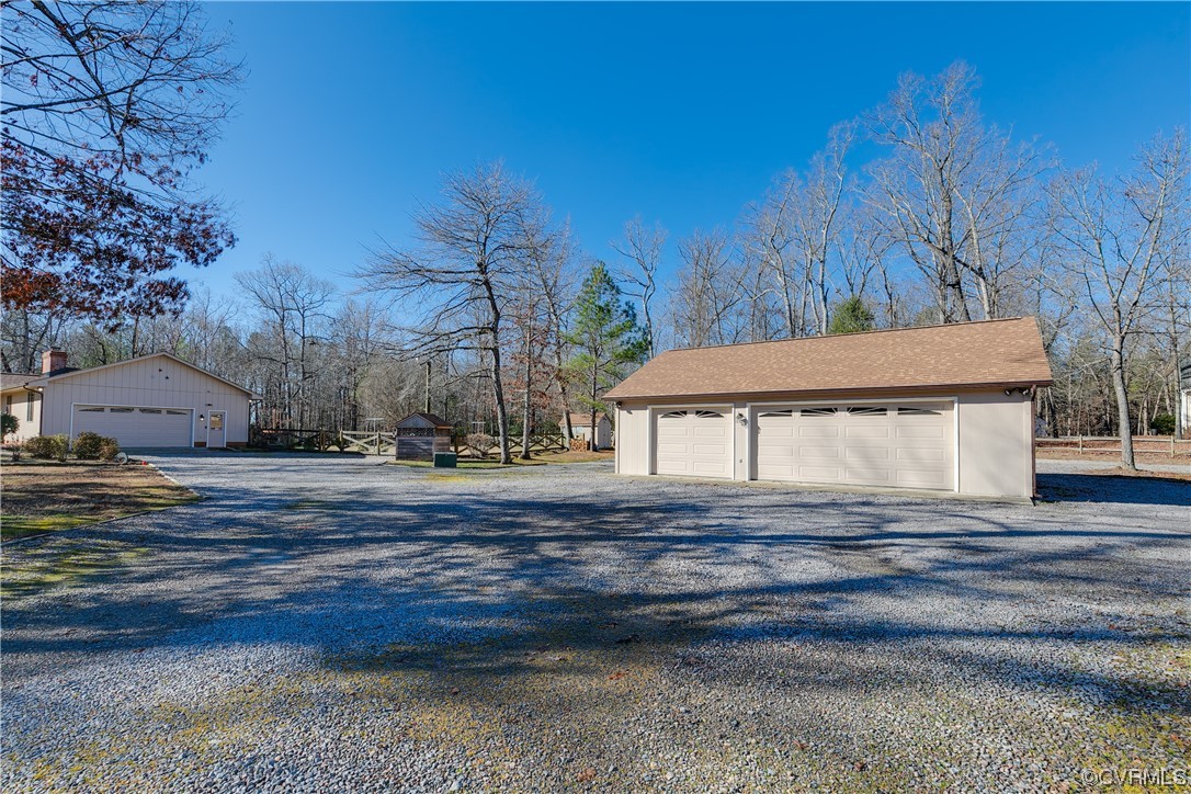 8100 Gold Acres Farm Rd