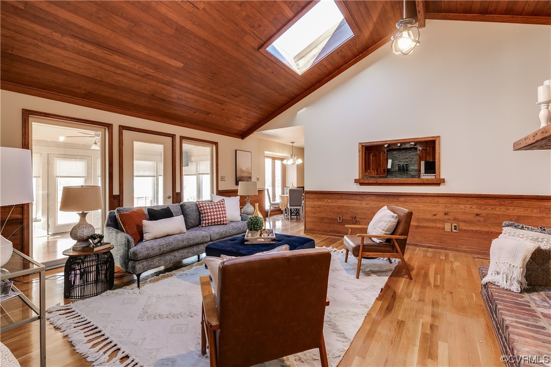 8100 Gold Acres Farm Rd