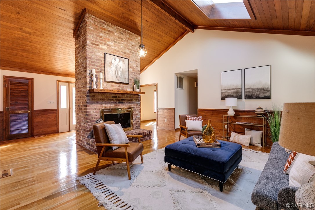 8100 Gold Acres Farm Rd