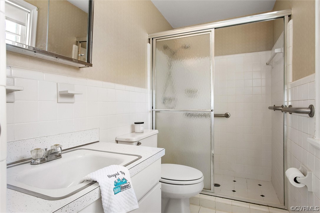 9135 Derbyshire Rd Unit#F