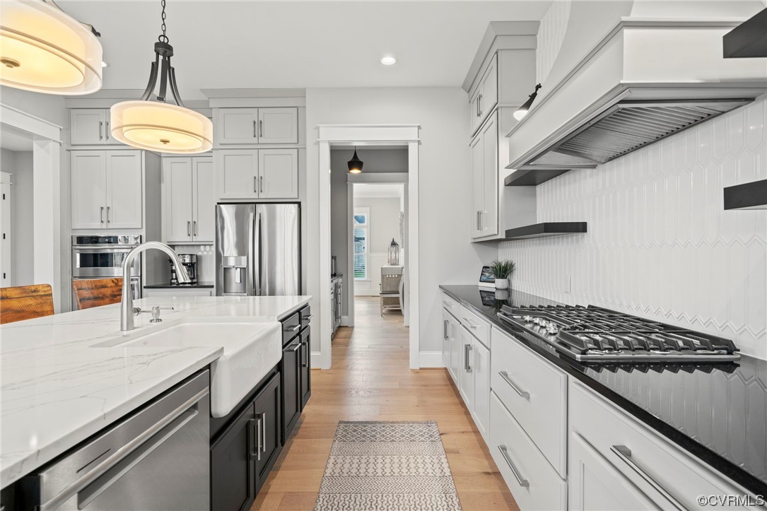 18112 Timber Banks Ln