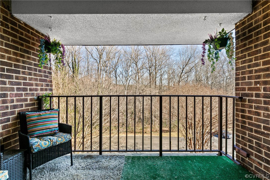 1509 Bronwyn Rd Unit#303