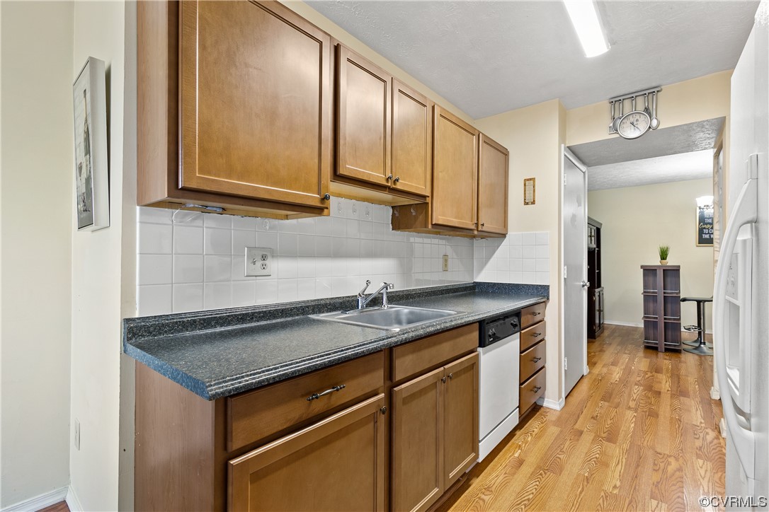 1509 Bronwyn Rd Unit#303