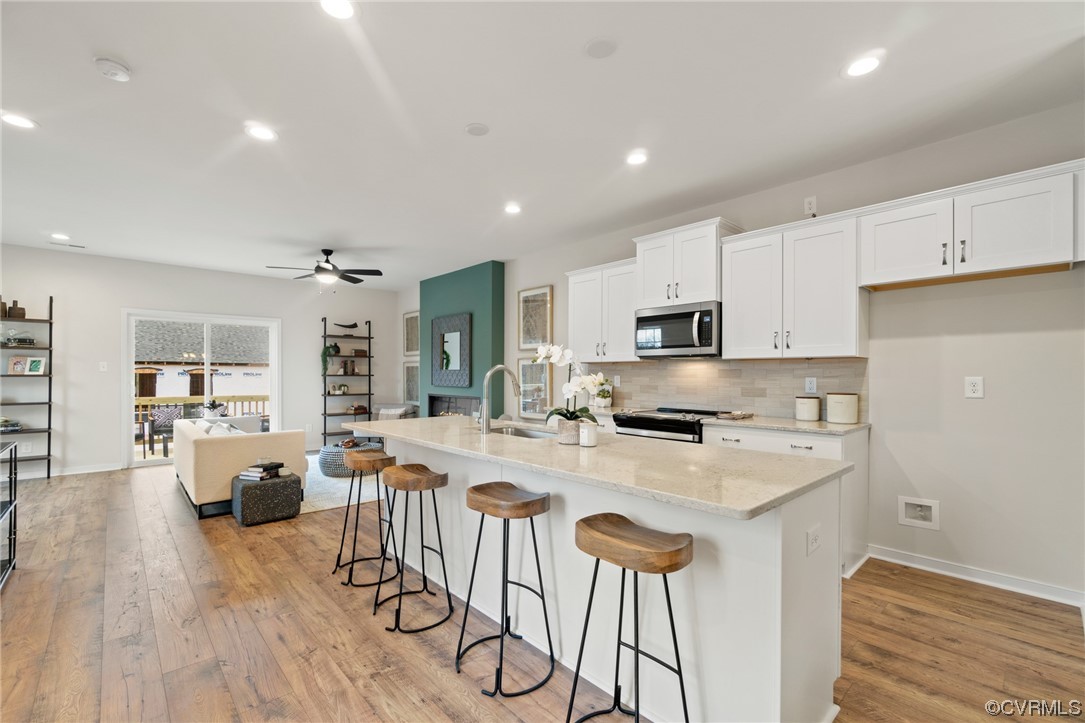 13809 Village View Dr