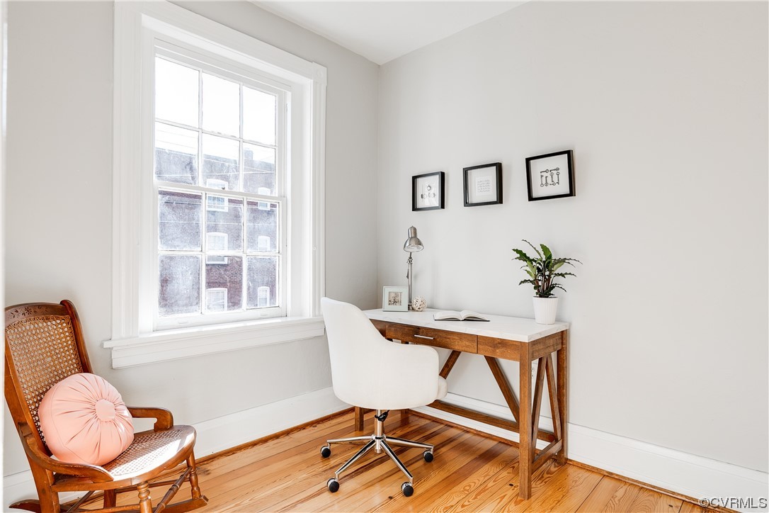 402 N Belmont Ave Unit#U4