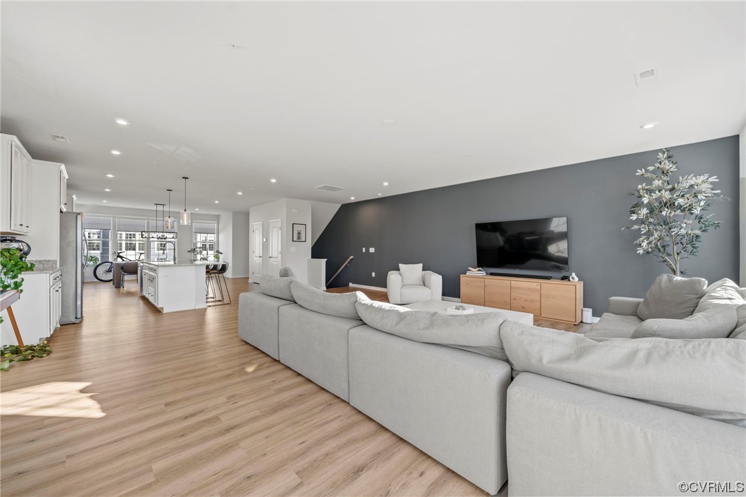 5914 Laurel Bed Ln Unit#B