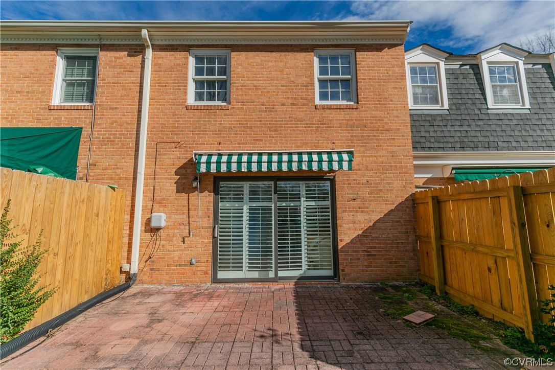 9129 Derbyshire Rd Unit#B