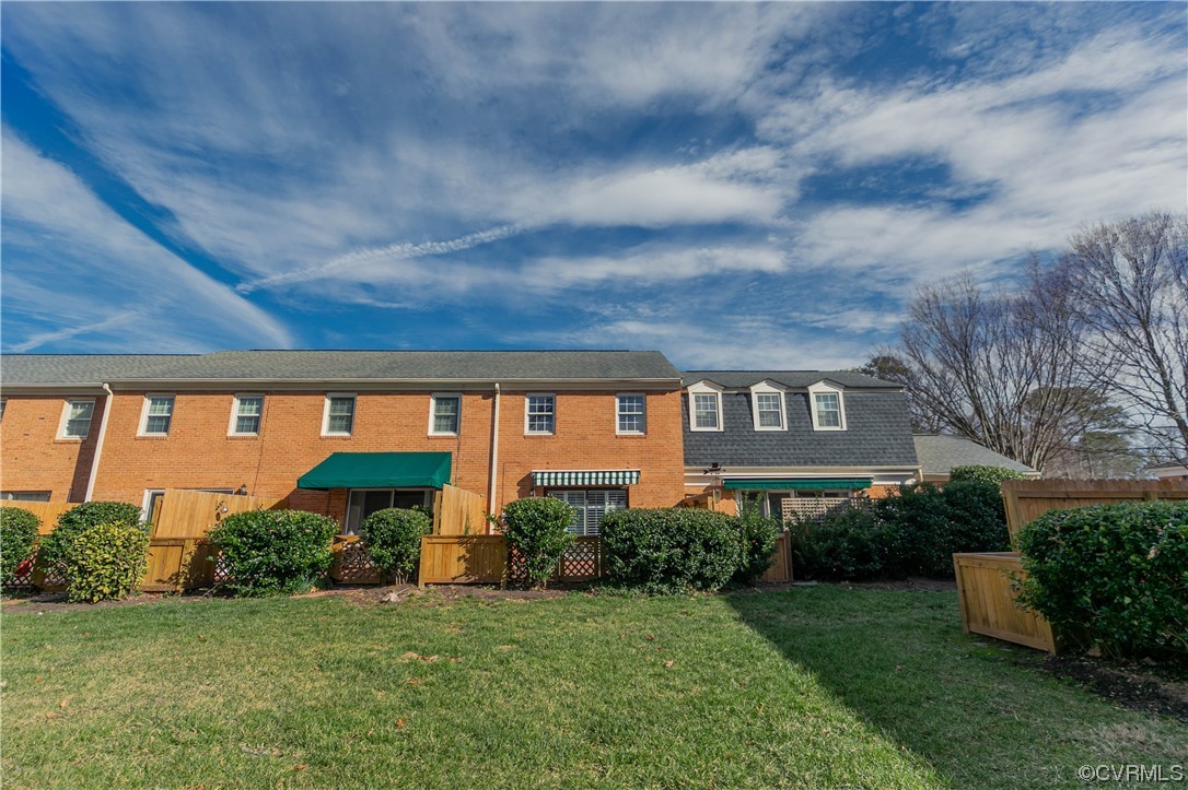 9129 Derbyshire Rd Unit#B