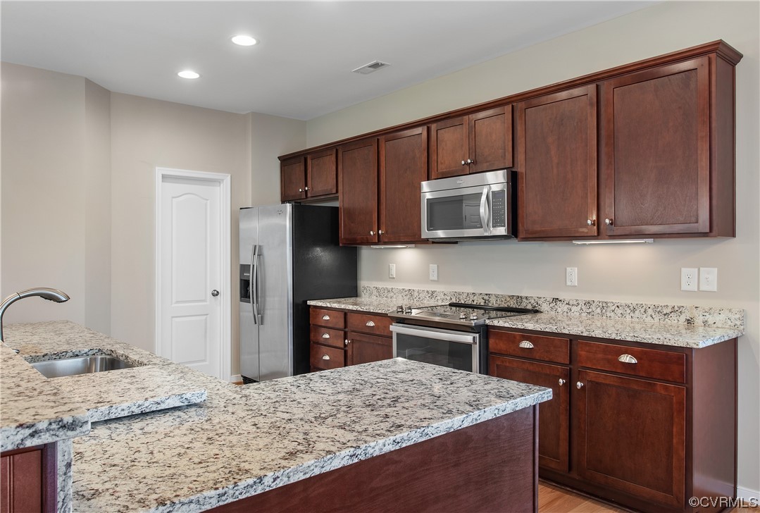 1131 Ashton Village Ln