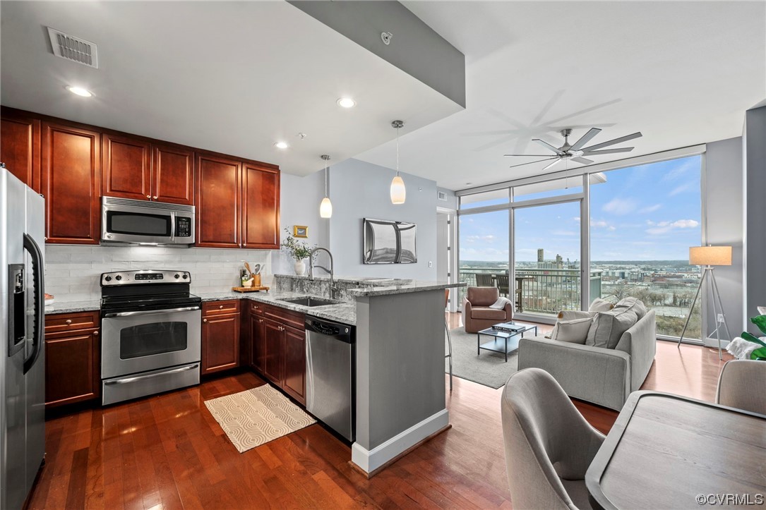 301 Virginia St Unit#U1506