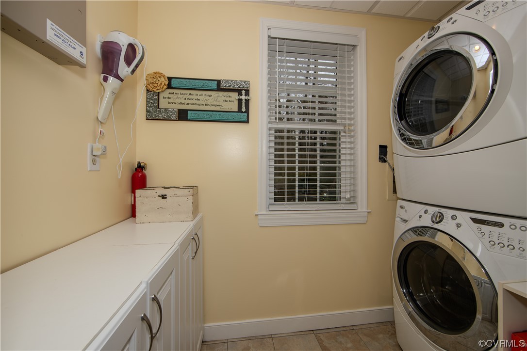 5607 Powell Grove Ter