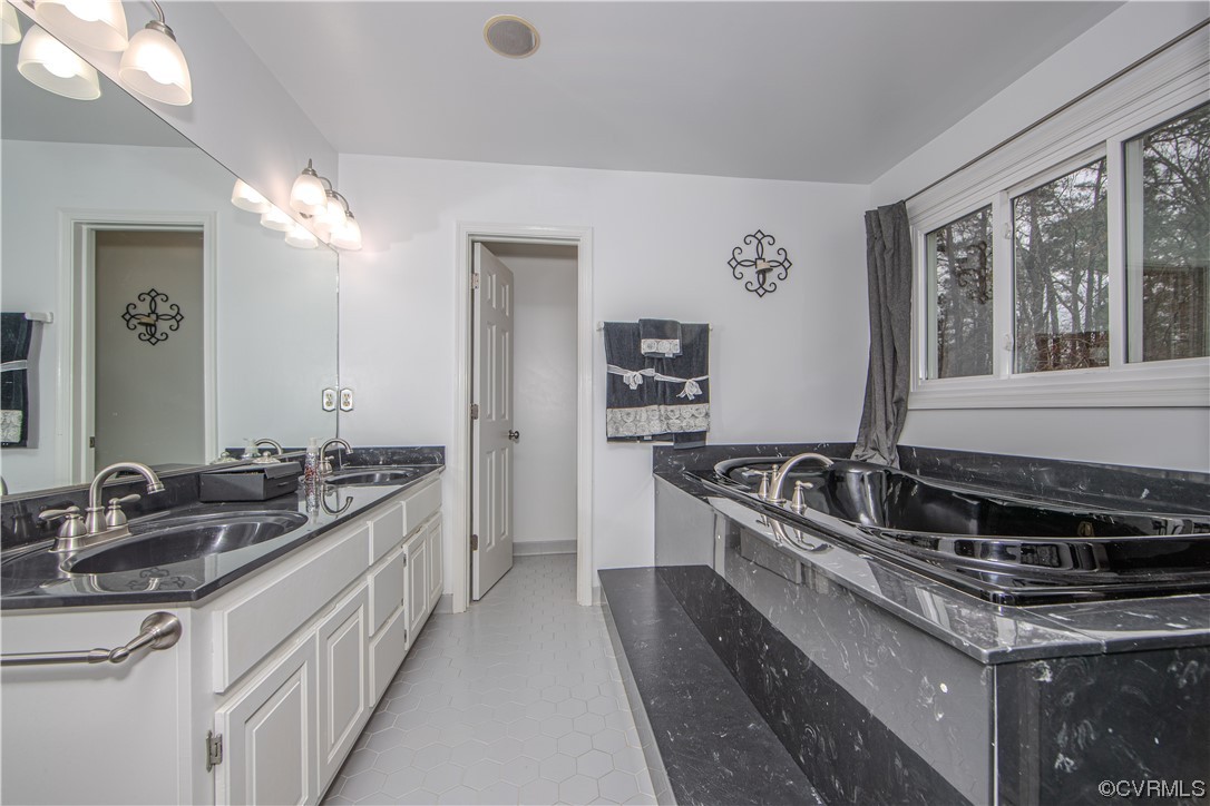 5607 Powell Grove Ter