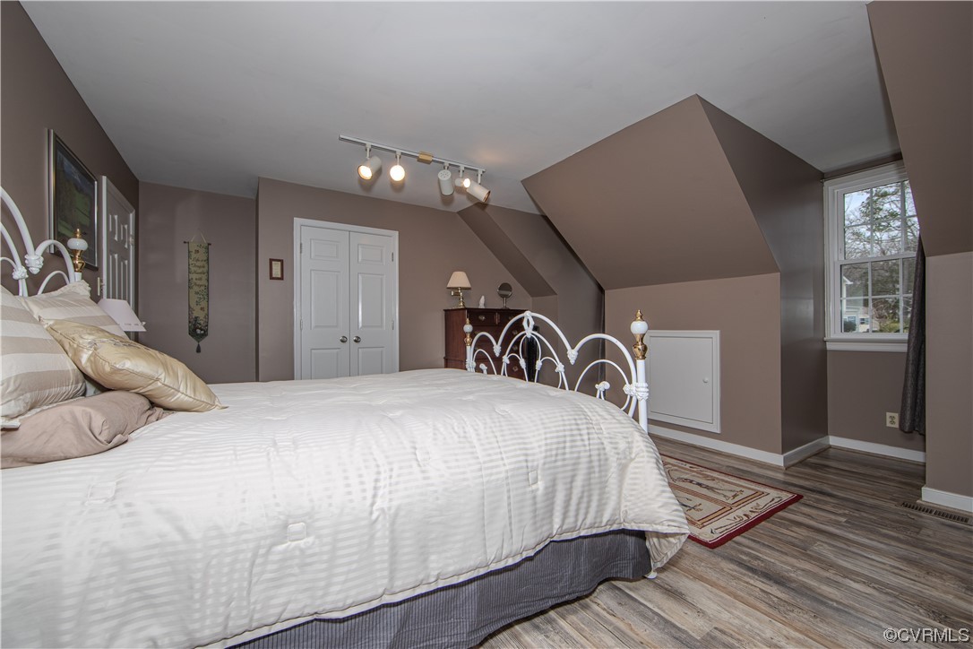 5607 Powell Grove Ter