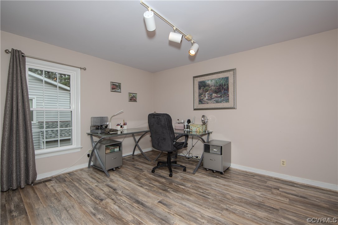 5607 Powell Grove Ter