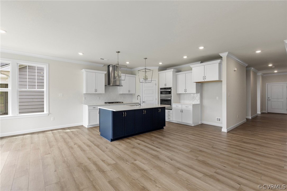 8425 Chimney Rock Dr